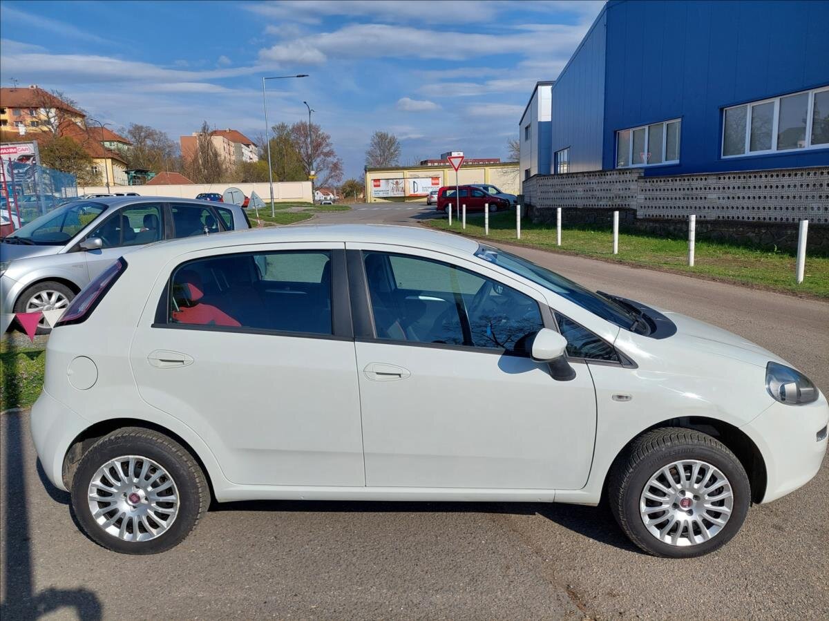 Fiat Grande Punto Hatchback 1,4 l 57 kw