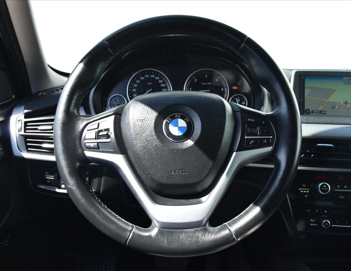 BMW X5 SUV / Terénní 3,0 l 204 kw