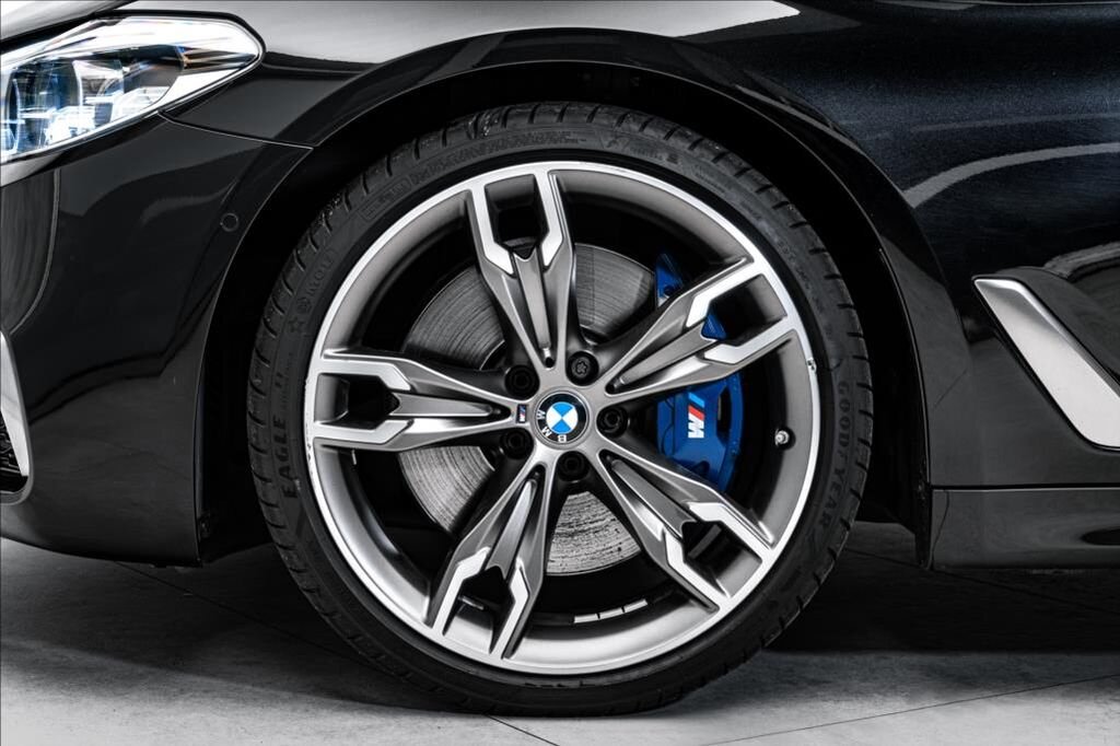 BMW Řada 5 Sedan / Limuzína 3,0 l 294 kw