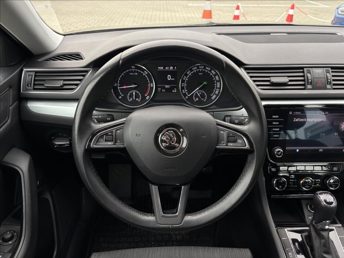 Škoda Superb Sedan / Limuzína 2,0 l 140 kw