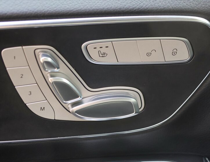 Mercedes-Benz Třídy V Kombi 2,0 l 174 kw