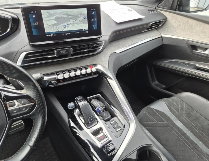 Peugeot 5008 MPV 1,6 l 133 kw