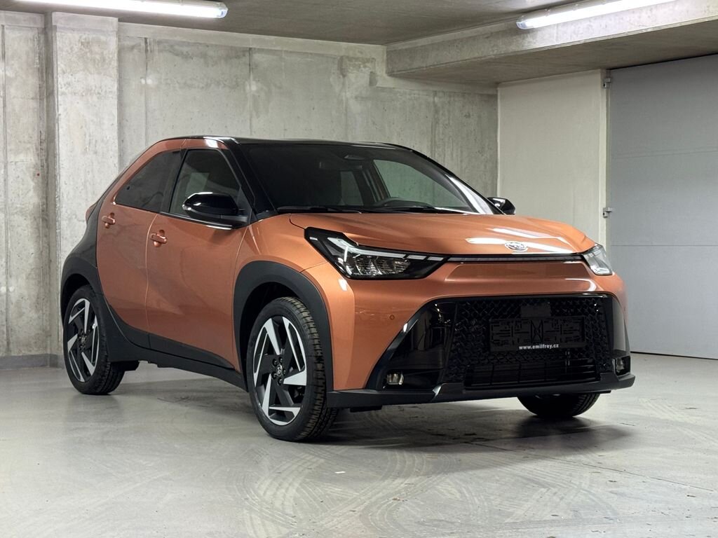 Toyota Aygo Hatchback 998,0 53 kw