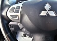 Mitsubishi Outlander SUV / Terénní 2,2 l 115 kw