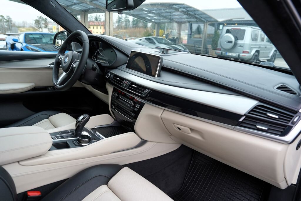 BMW X6 SUV / Terénní 3,0 l 280 kw