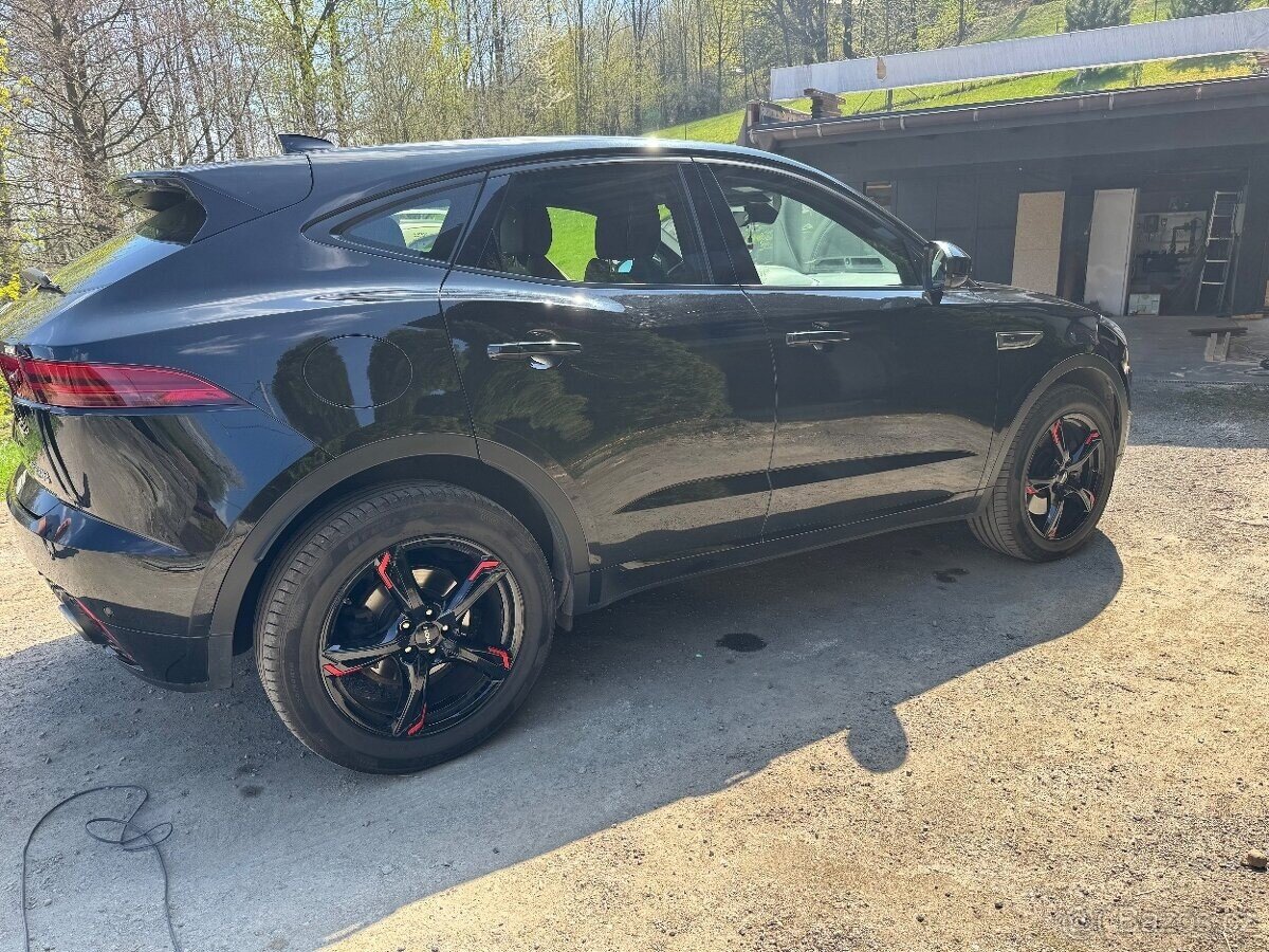 Jaguar E-Pace Hatchback 0,0 0
