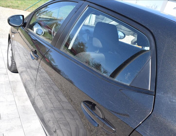 Mazda 2 Hatchback 1,3 l 55 kw