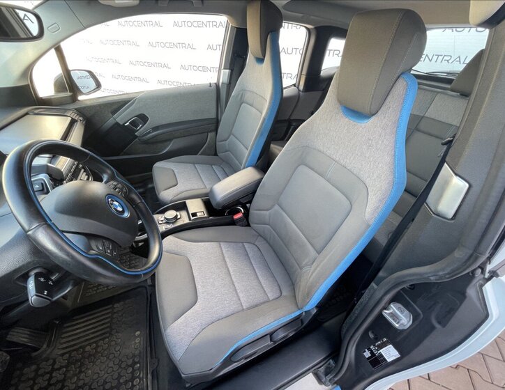 BMW i3 Hatchback 647,0 75 kw