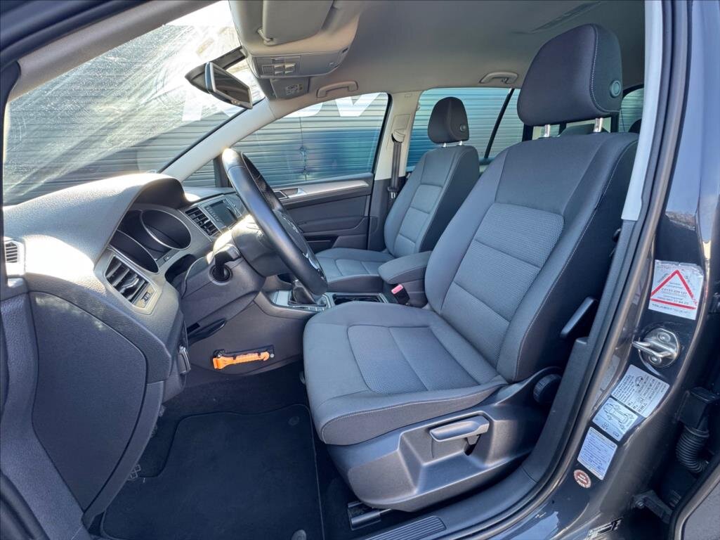 Volkswagen Golf Sportsvan MPV 2,0 l 110 kw
