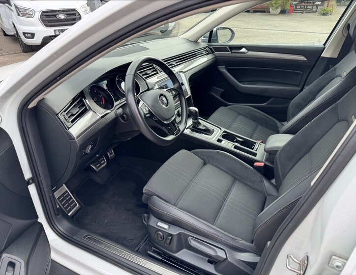 Volkswagen Passat Kombi 2,0 l 140 kw