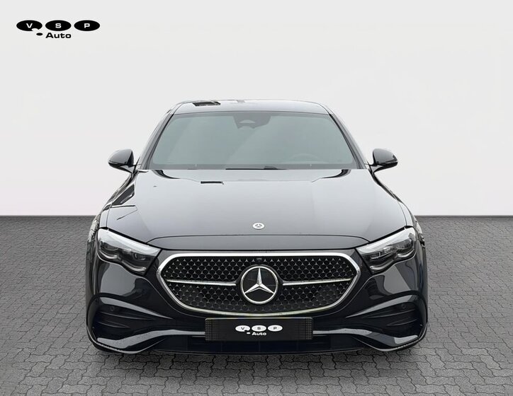 Mercedes-Benz Třídy E Sedan 2,0 l 145 kw
