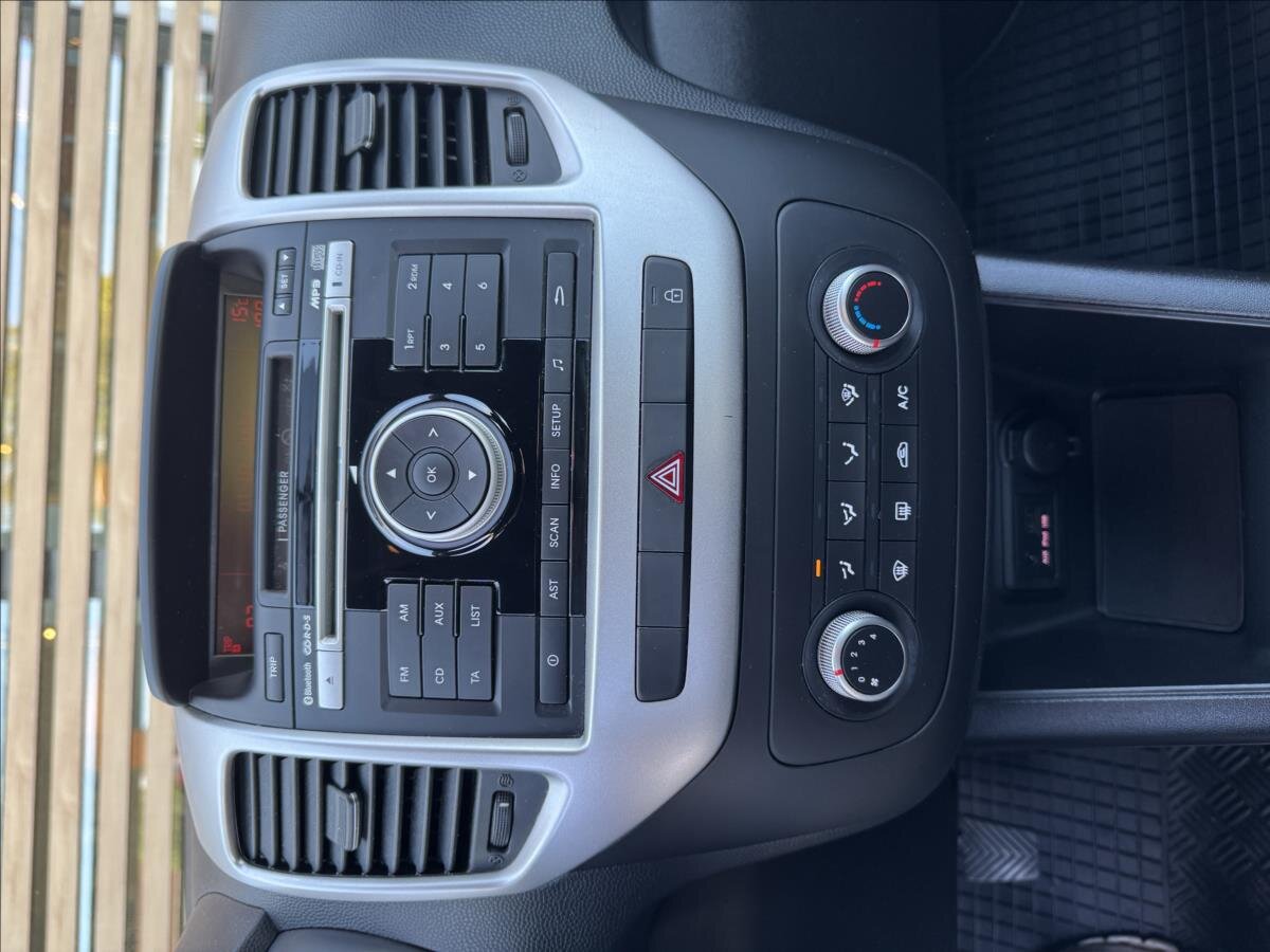 KIA Venga Kombi 1,4 l 66 kw