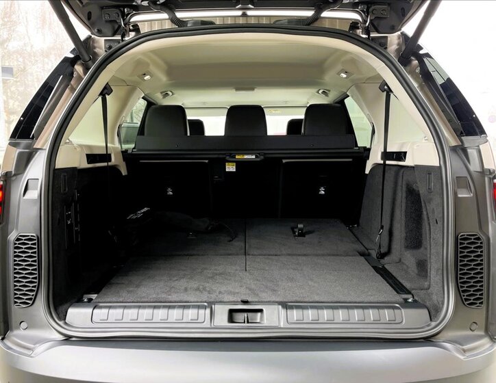 Land Rover Discovery SUV / Terénní 3,0 l 184 kw