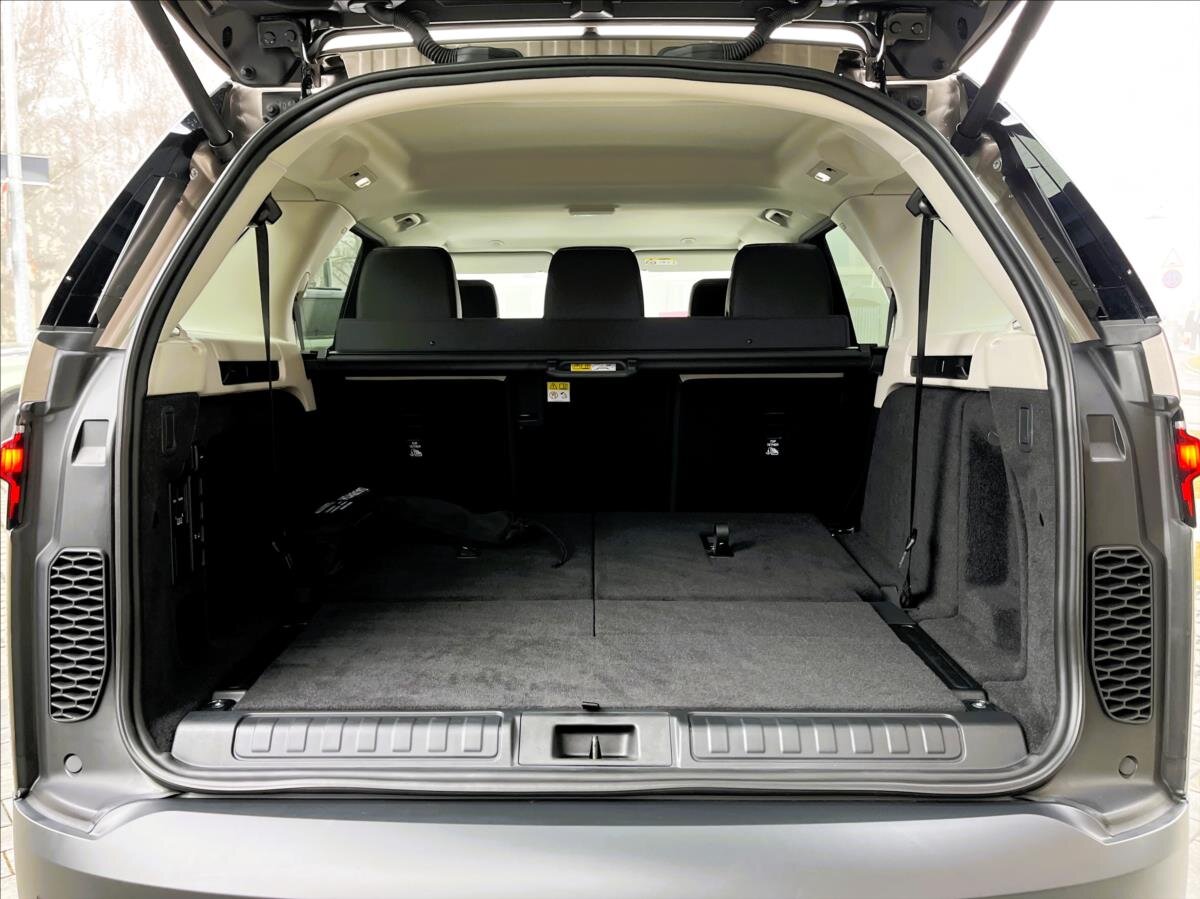 Land Rover Discovery SUV / Terénní 3,0 l 184 kw