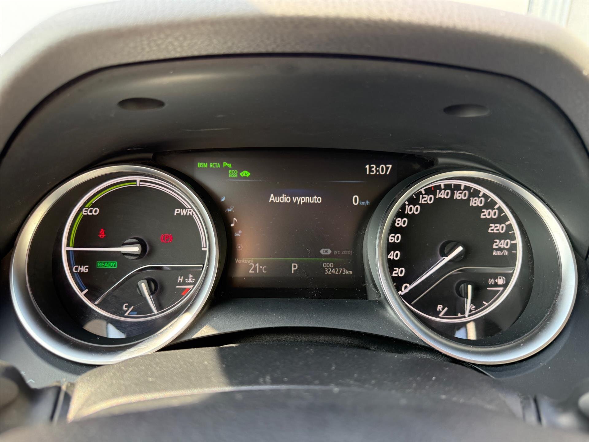 Toyota Camry Sedan / Limuzína 2,5 l 131 kw