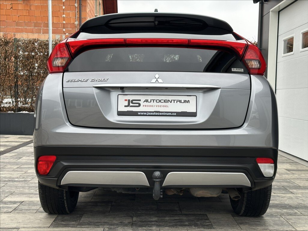 Mitsubishi Eclipse Cross SUV / Terénní 2,3 l 109 kw