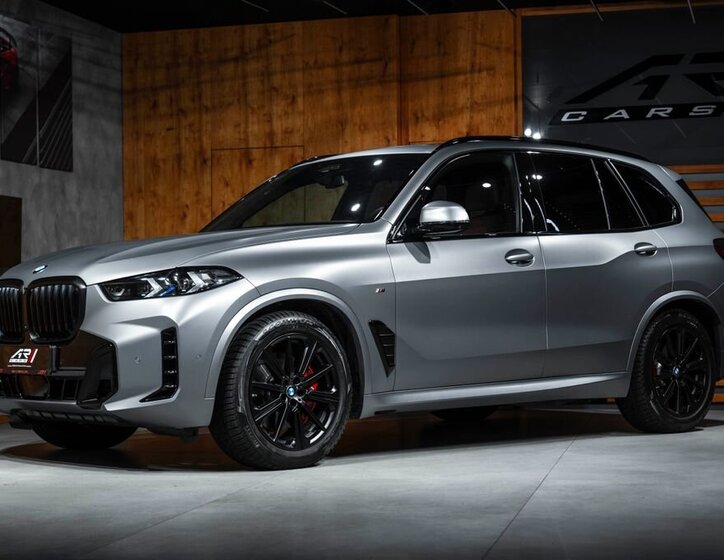 BMW X5 SUV 3,0 l 210 kw