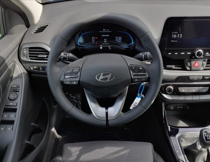 Hyundai i30 Kombi 998,0 74 kw