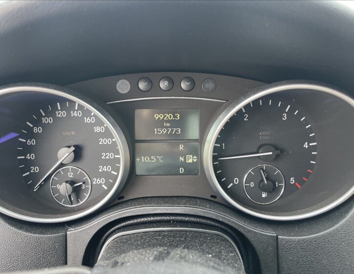 Mercedes-Benz Třídy M SUV / Terénní 3,0 l 165 kw