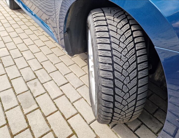 Škoda Superb Kombi 2,0 l 147 kw