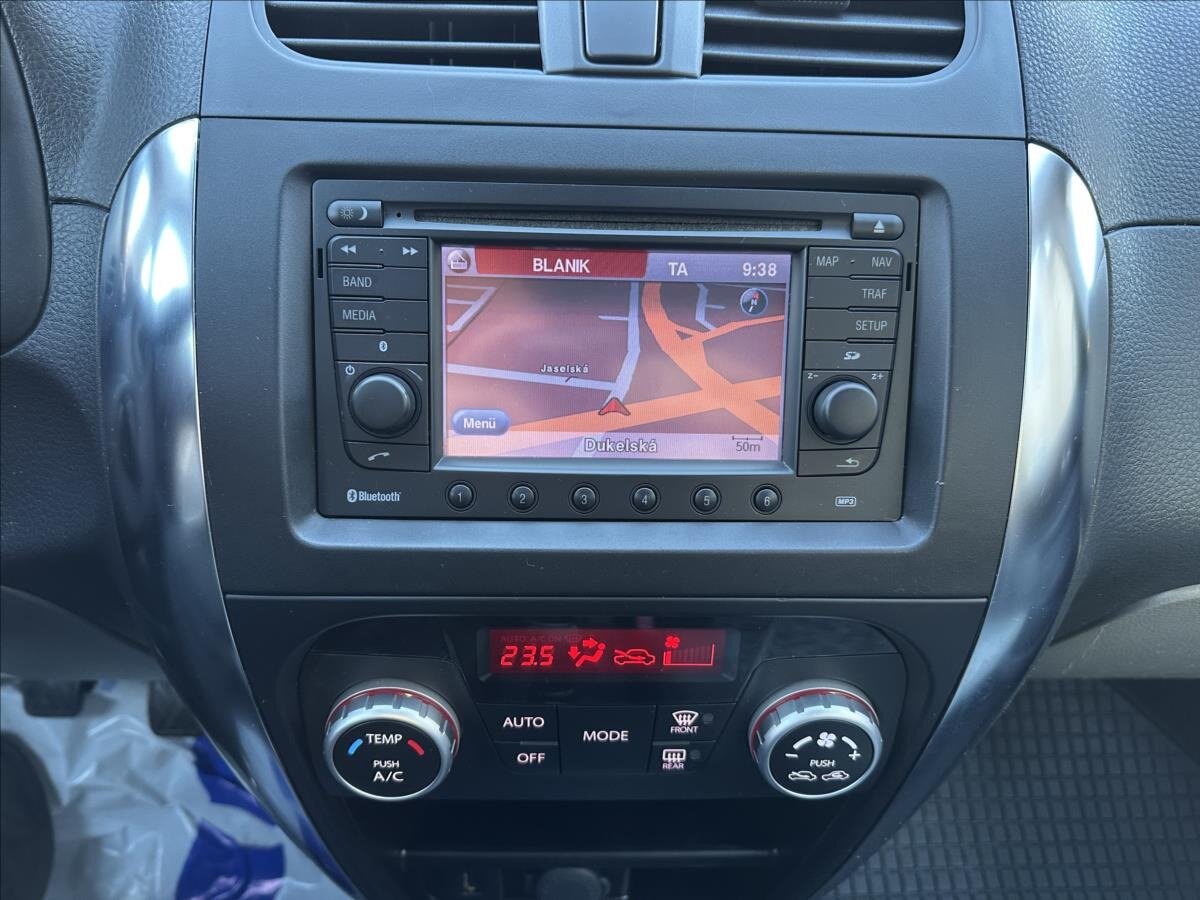 Suzuki SX4 Hatchback 1,6 l 88 kw