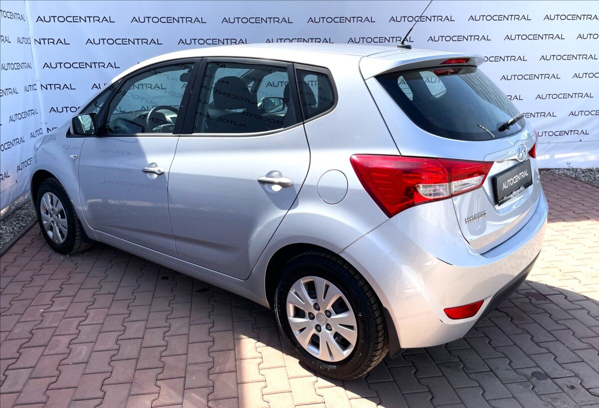 Hyundai ix20 MPV 1,4 l 66 kw