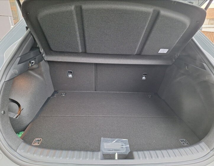 KIA XCeed SUV 1,6 l 110 kw