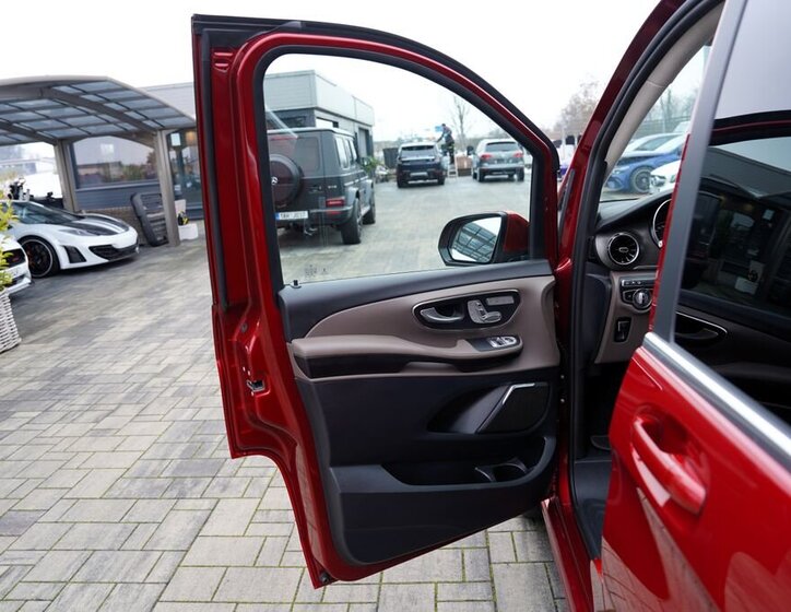 Mercedes-Benz Třídy V 16