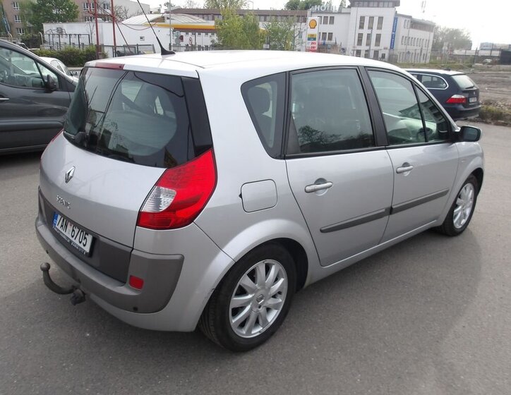 Renault Scénic Kombi 1,5 l 76 kw