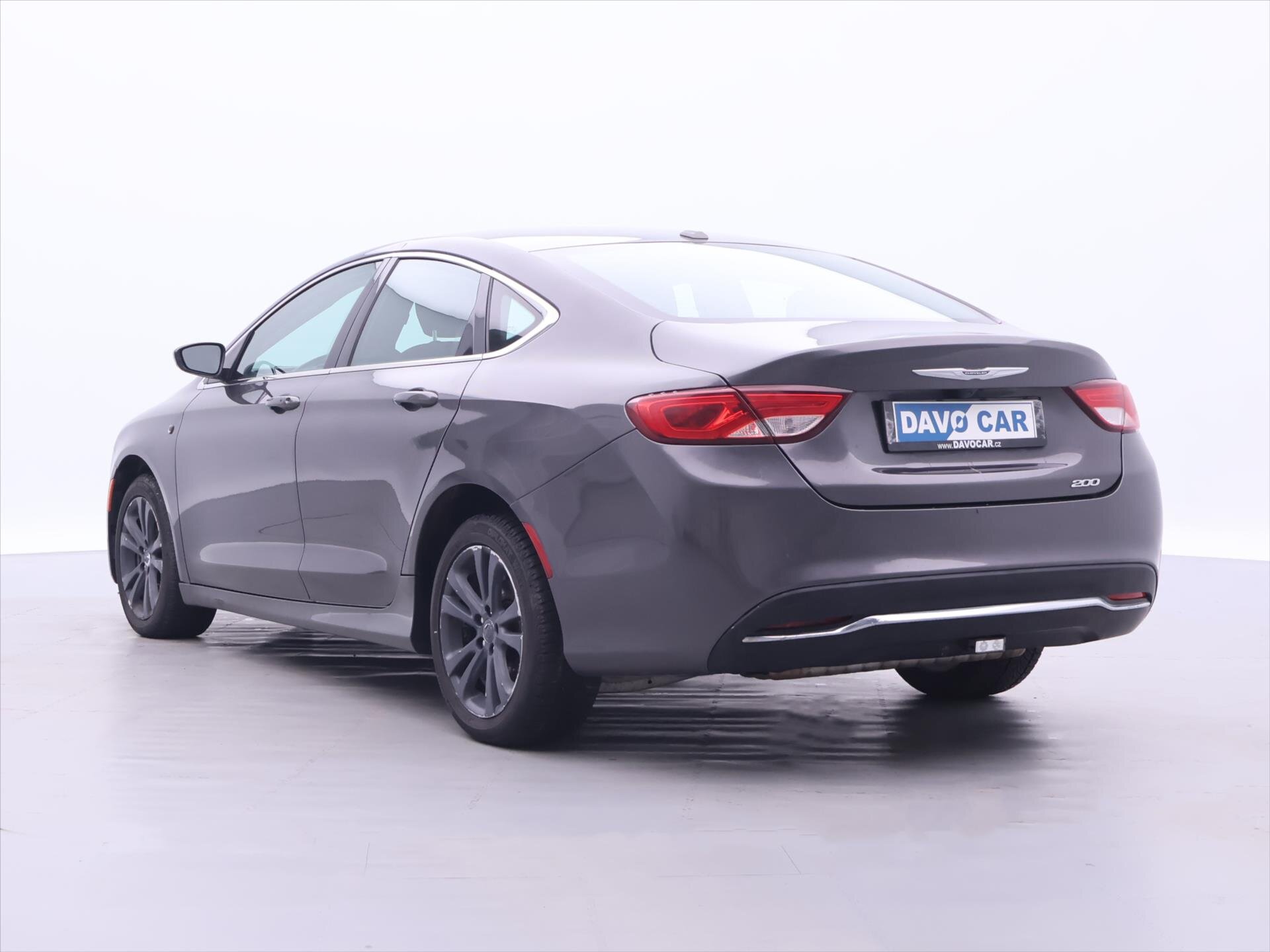 Chrysler 200