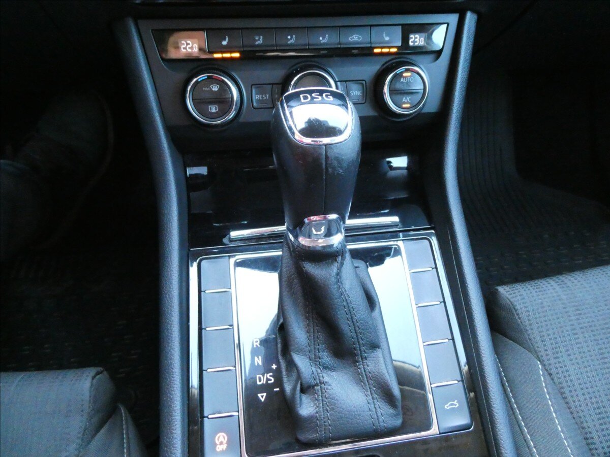 Škoda Superb Kombi 2,0 l 110 kw