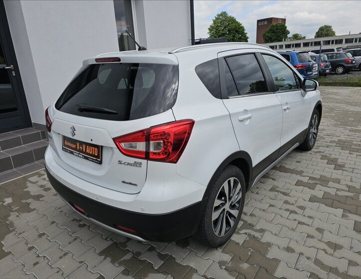 Suzuki SX4 S-Cross Hatchback 1,4 l 103 kw
