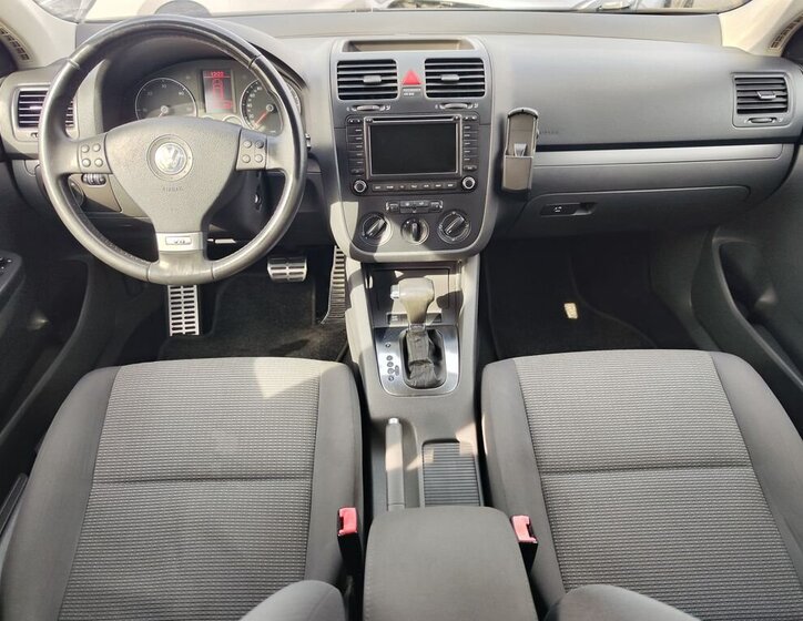 Volkswagen Golf Kombi 1,9 l 77 kw