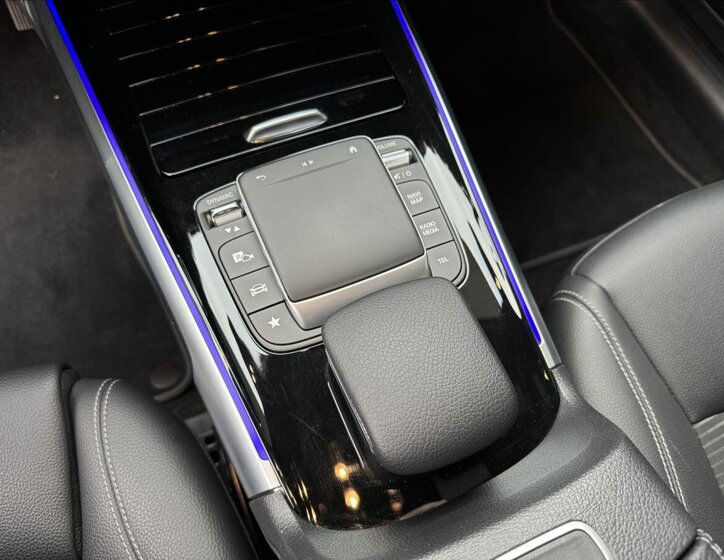 Mercedes-Benz GLB SUV 1,3 l 120 kw