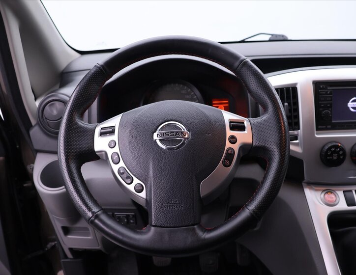 Nissan NV200 VAN / Minibus 1,5 l 81 kw