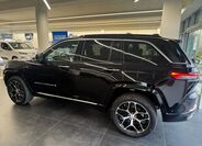 Jeep Grand Cherokee 8