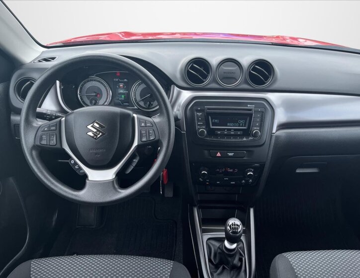 Suzuki Vitara SUV / Terénní 1,4 l 95 kw
