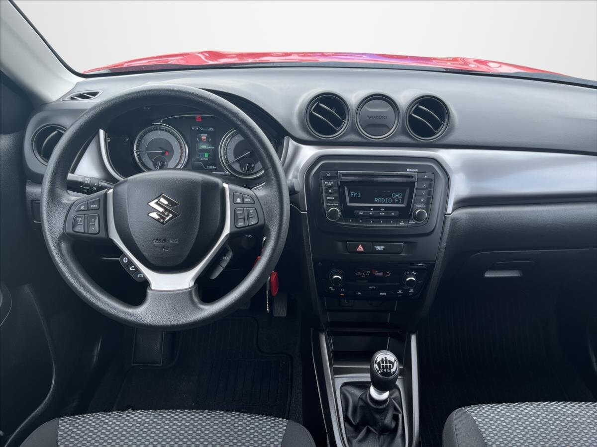 Suzuki Vitara SUV / Terénní 1,4 l 95 kw