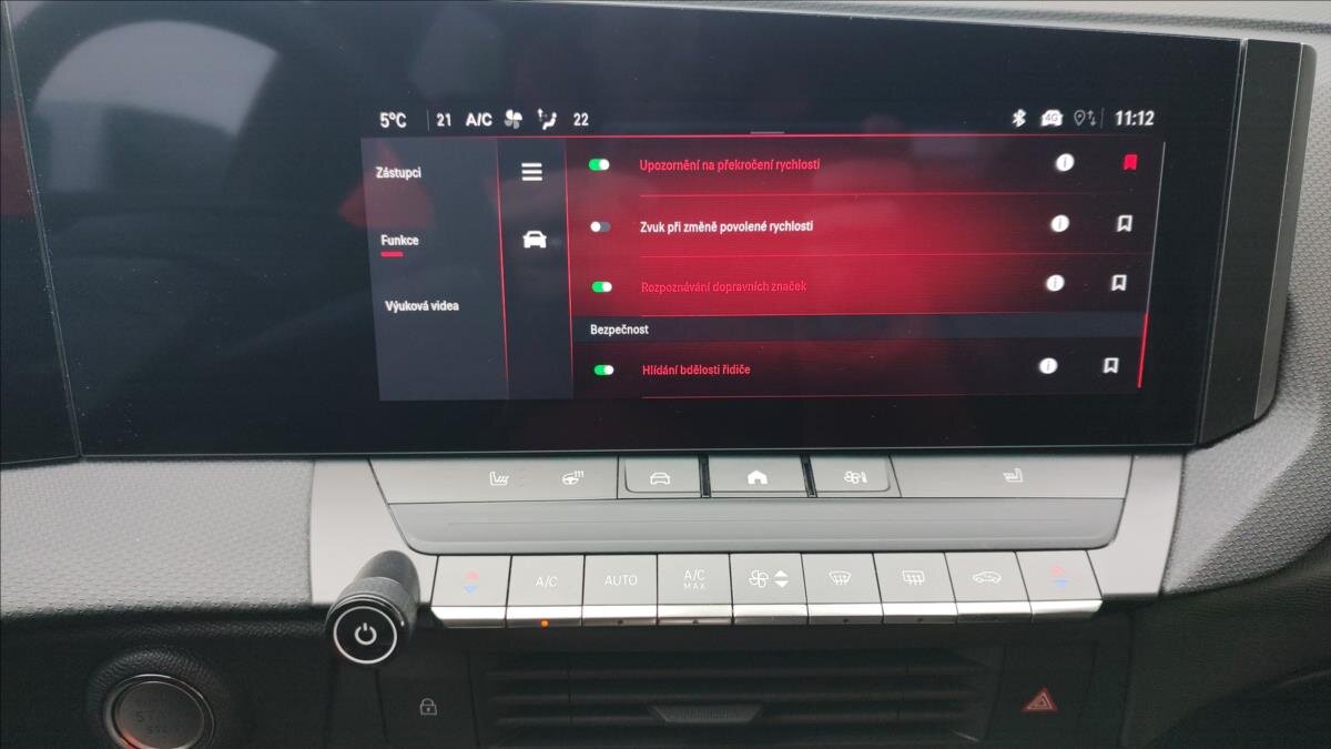 Opel Astra Kombi 1,2 l 96 kw