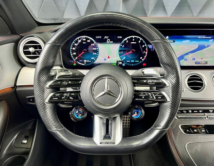 Mercedes-Benz Třídy E Kombi 3,0 l 320 kw