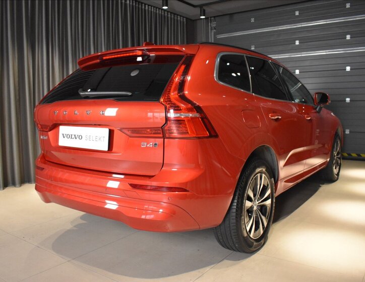Volvo XC60 SUV / Terénní 2,0 l 145 kw