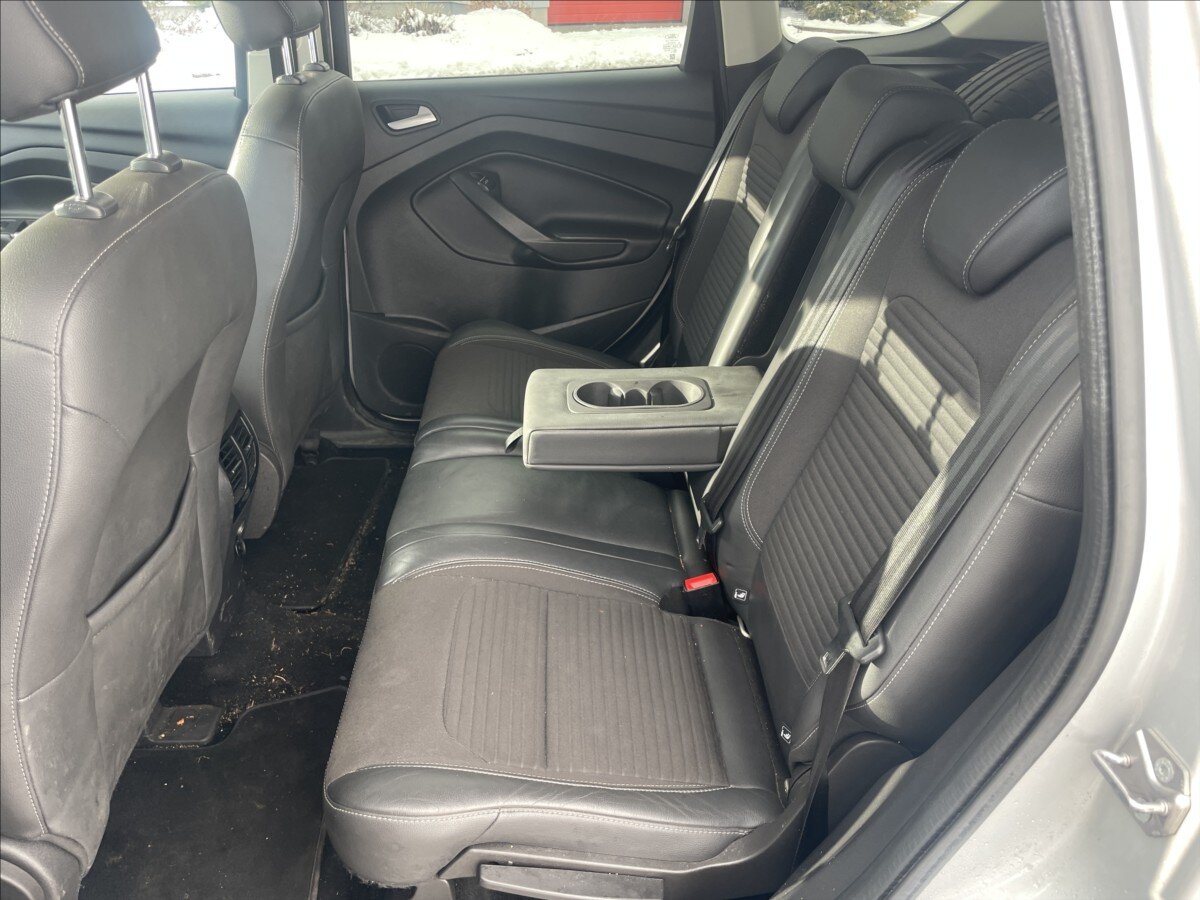 Ford Kuga SUV 1,5 l 110 kw