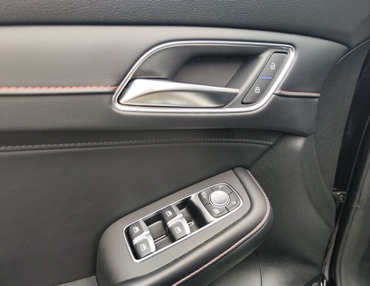 MG Ostatní SUV / Terénní 1,5 l 119 kw