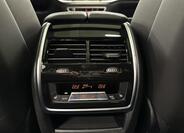 BMW X7 SUV 4,4 l 390 kw