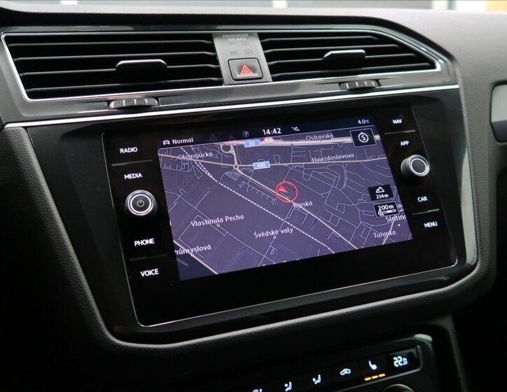 Volkswagen Tiguan SUV 2,0 l 140 kw