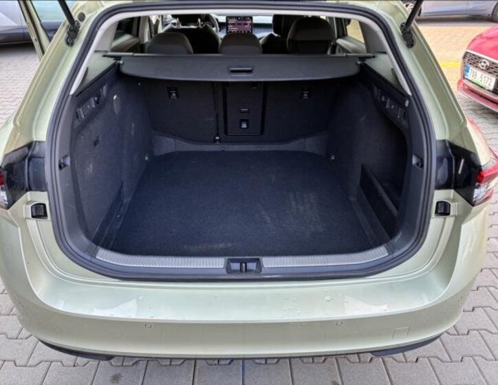 Škoda Superb Kombi 2,0 l 110 kw