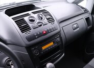 Mercedes-Benz Vito Kombi 2,1 l 70 kw