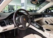 Porsche Panamera 5