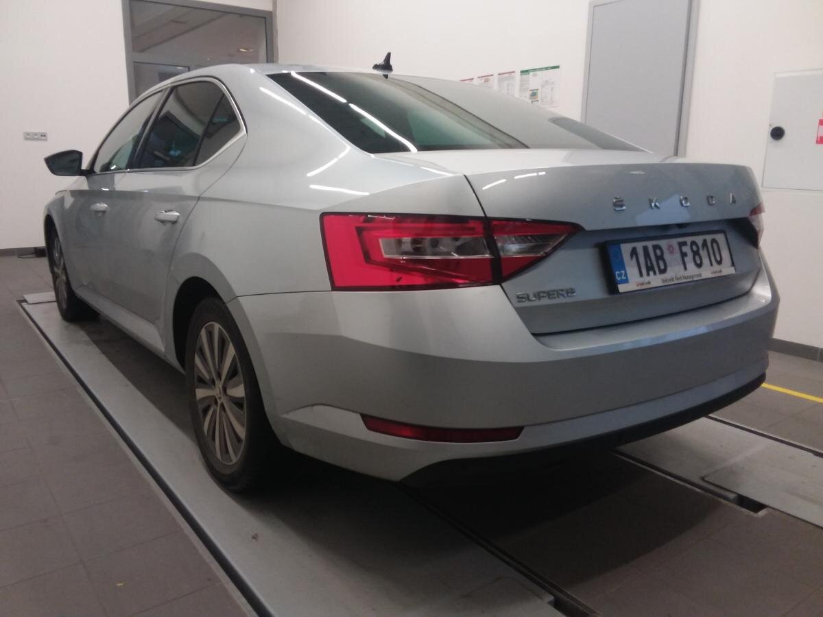 Škoda Superb