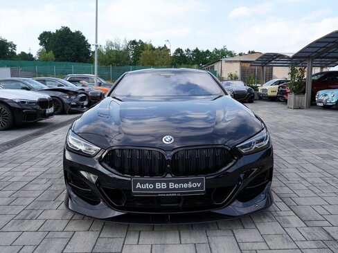 BMW Řada 8 Kupé 4,4 l 390 kw